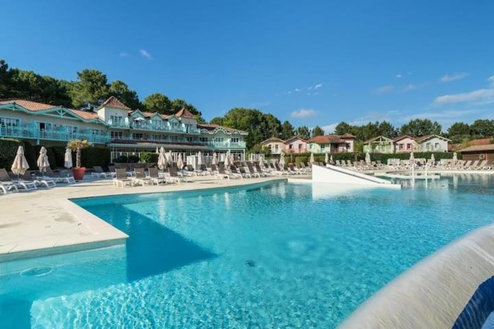 Maison Sur Golf Avec Piscine Chauffee A Lacanau Ocean Exteriér fotografie