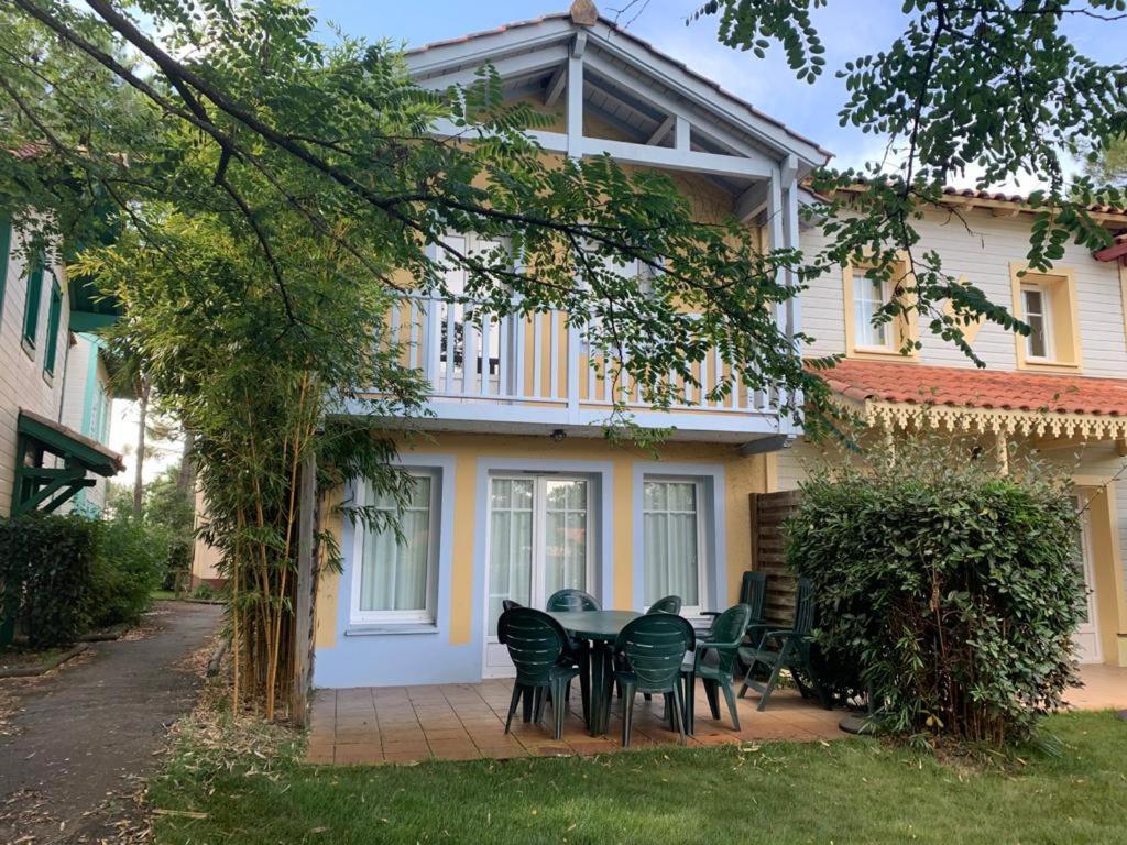 Maison Sur Golf Avec Piscine Chauffee A Lacanau Ocean Exteriér fotografie